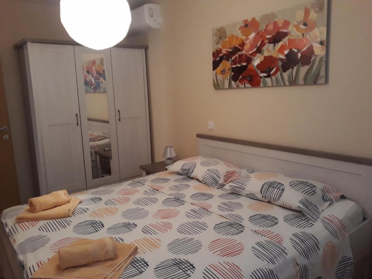 Apartments Juliet Orebic Luaran gambar