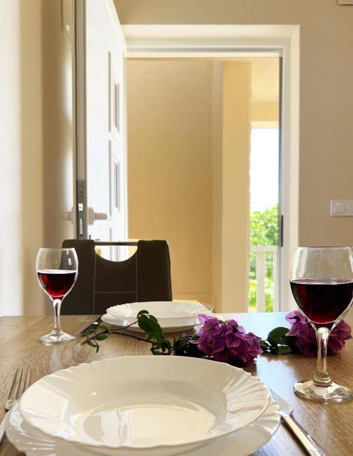 Apartments Juliet Orebic Luaran gambar