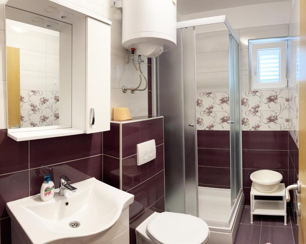 Apartments Juliet Orebic Luaran gambar