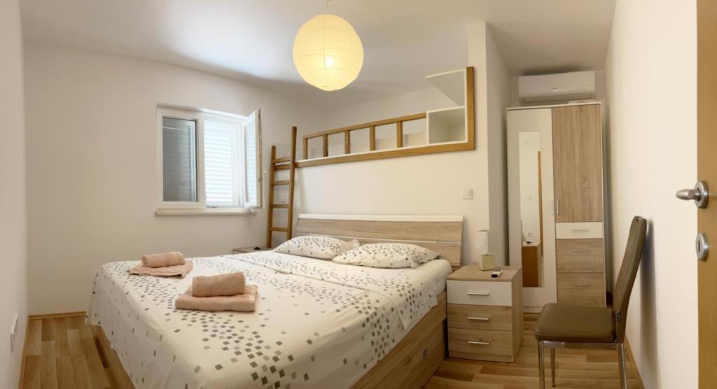 Apartments Juliet Orebic Luaran gambar