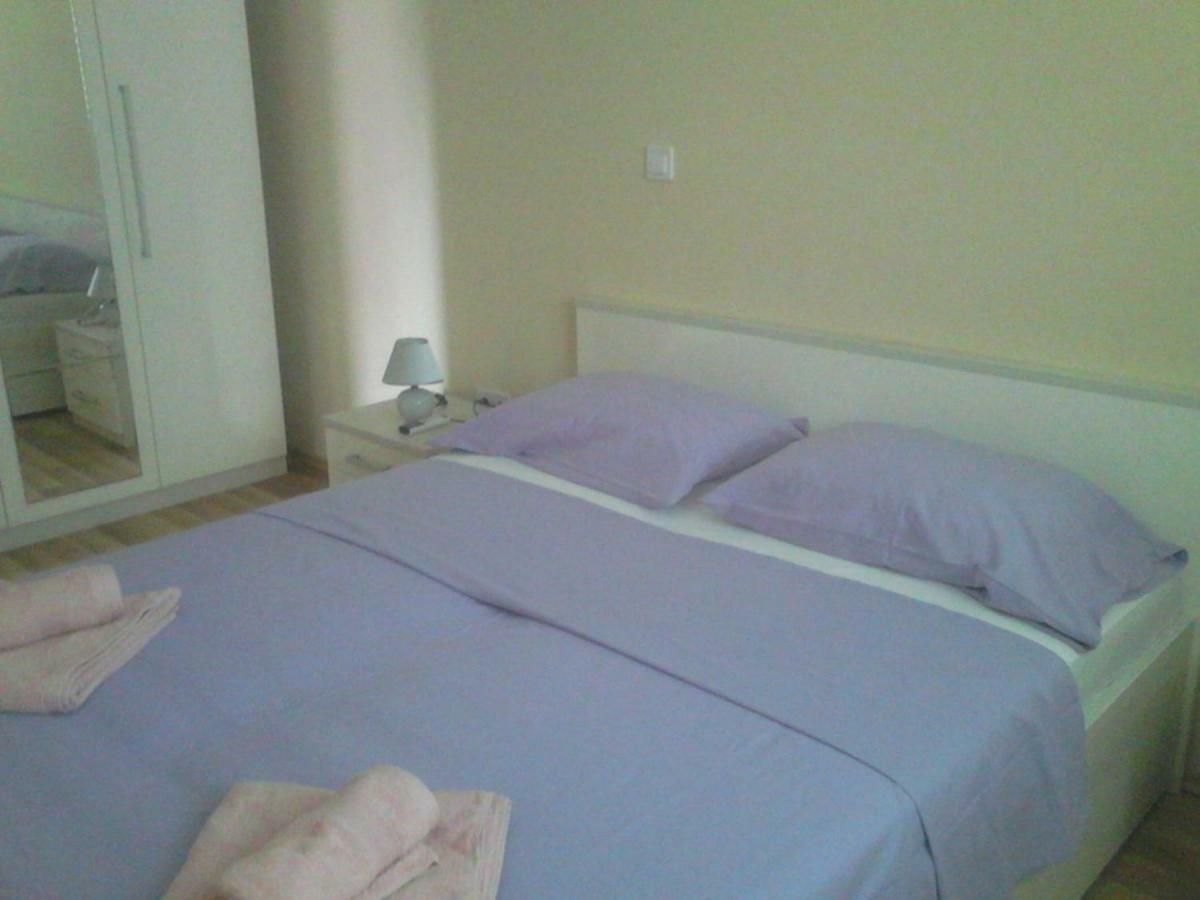 Apartments Juliet Orebic Luaran gambar
