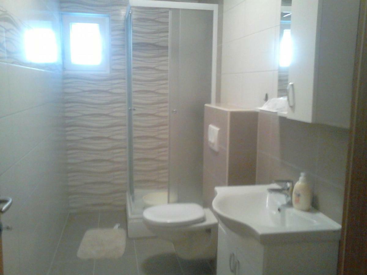 Apartments Juliet Orebic Luaran gambar