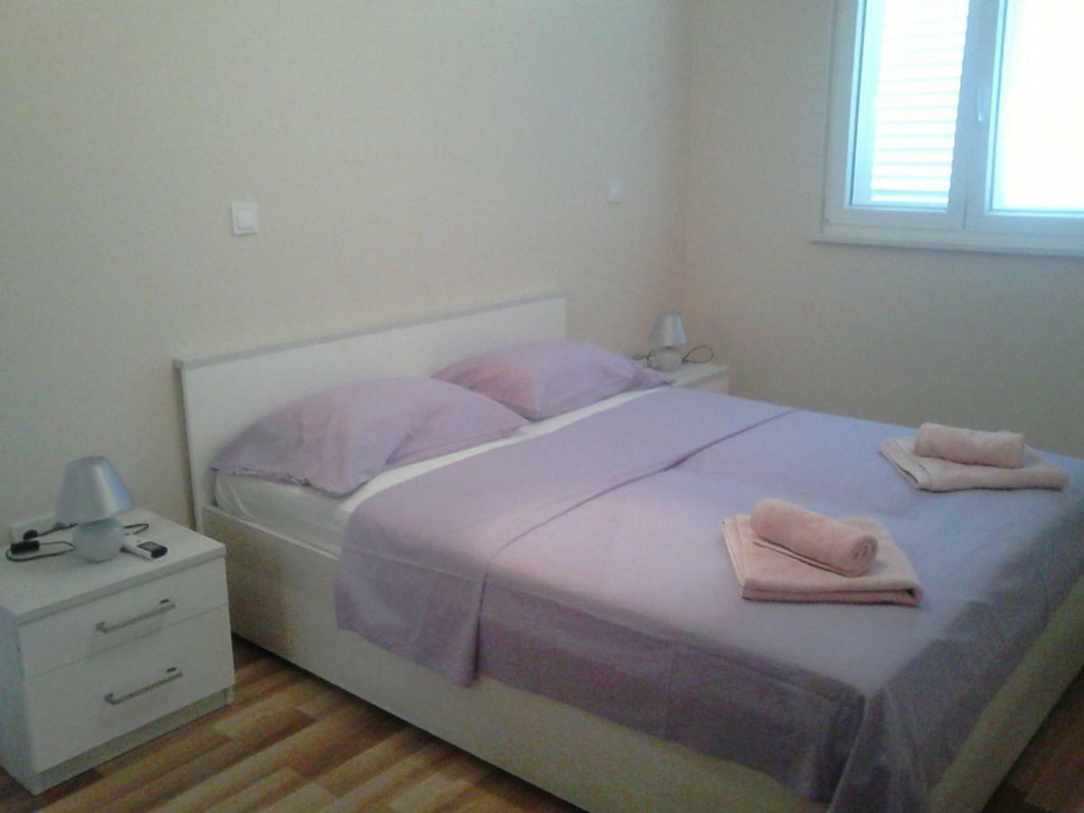 Apartments Juliet Orebic Luaran gambar