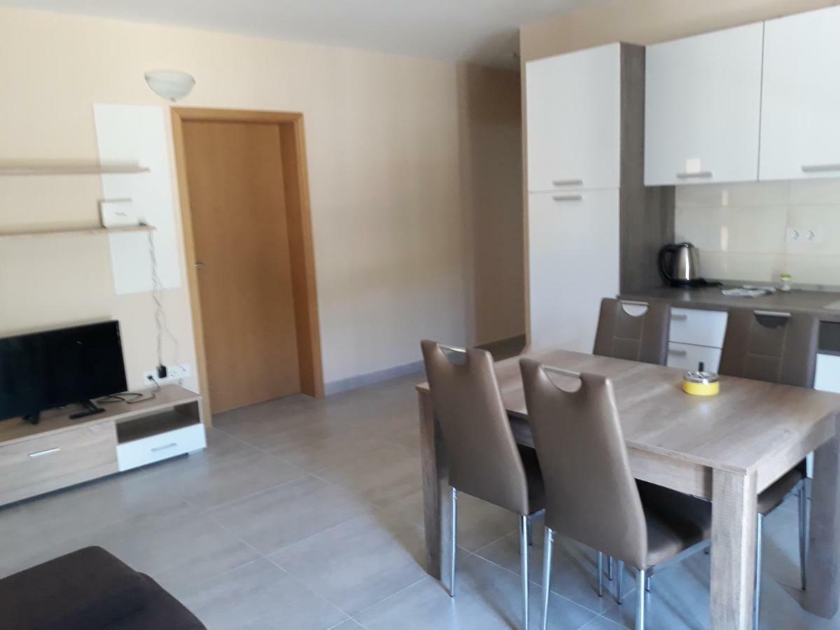 Apartments Juliet Orebic Luaran gambar