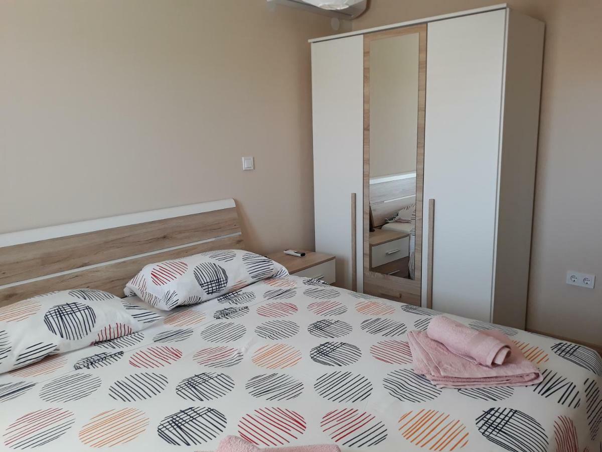 Apartments Juliet Orebic Luaran gambar