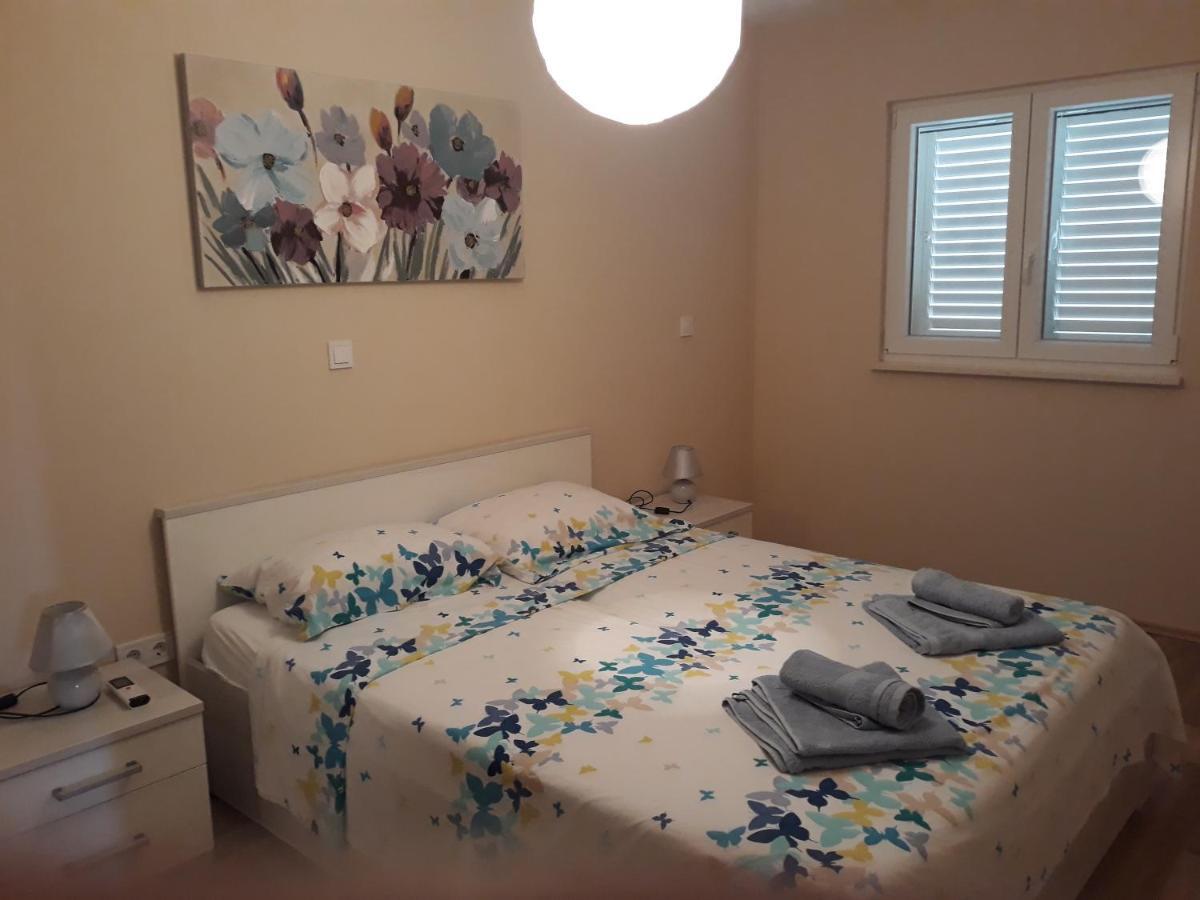 Apartments Juliet Orebic Luaran gambar
